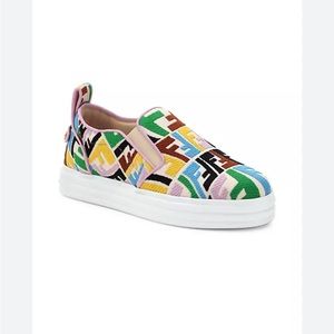 Fendi slip on sneakers size 37 US 7